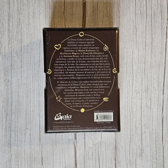 Oráculo de la Luna Roja Mensajes de lo sagrado femenino que hay en ti (Spanish) - Picture 2 of 3